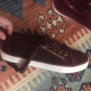 Cutest burgundy velvet tennies with zipper